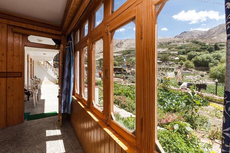 Hotel Lake View Nako Dış mekan fotoğraf